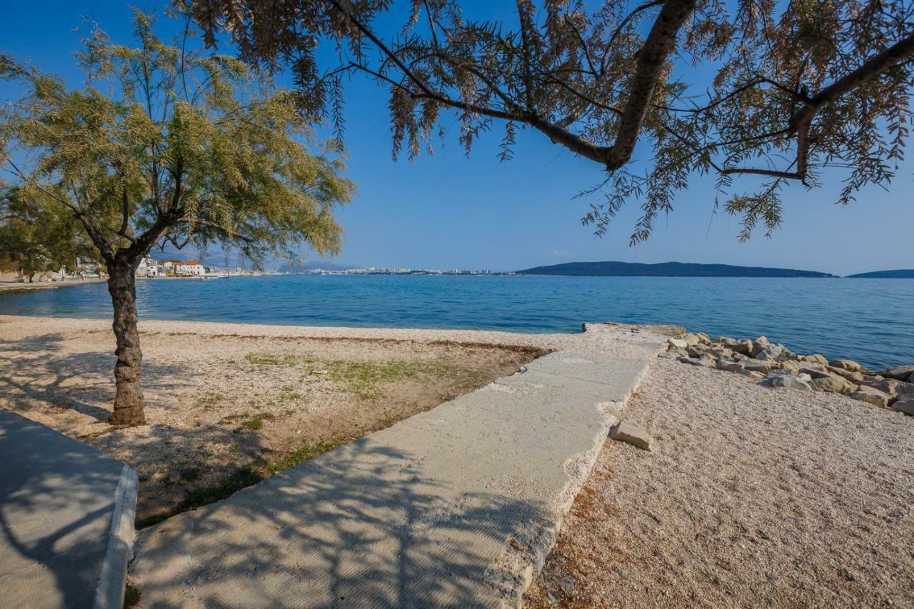 Apartment Slonic Kastela Exterior photo